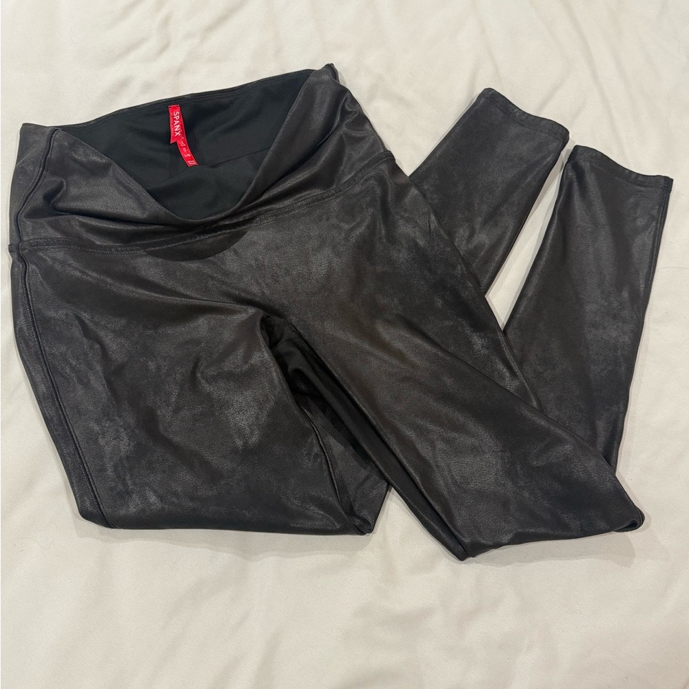 Spanx Faux Leather Leggings High Waist Petite Women Sz Large Black Athle…